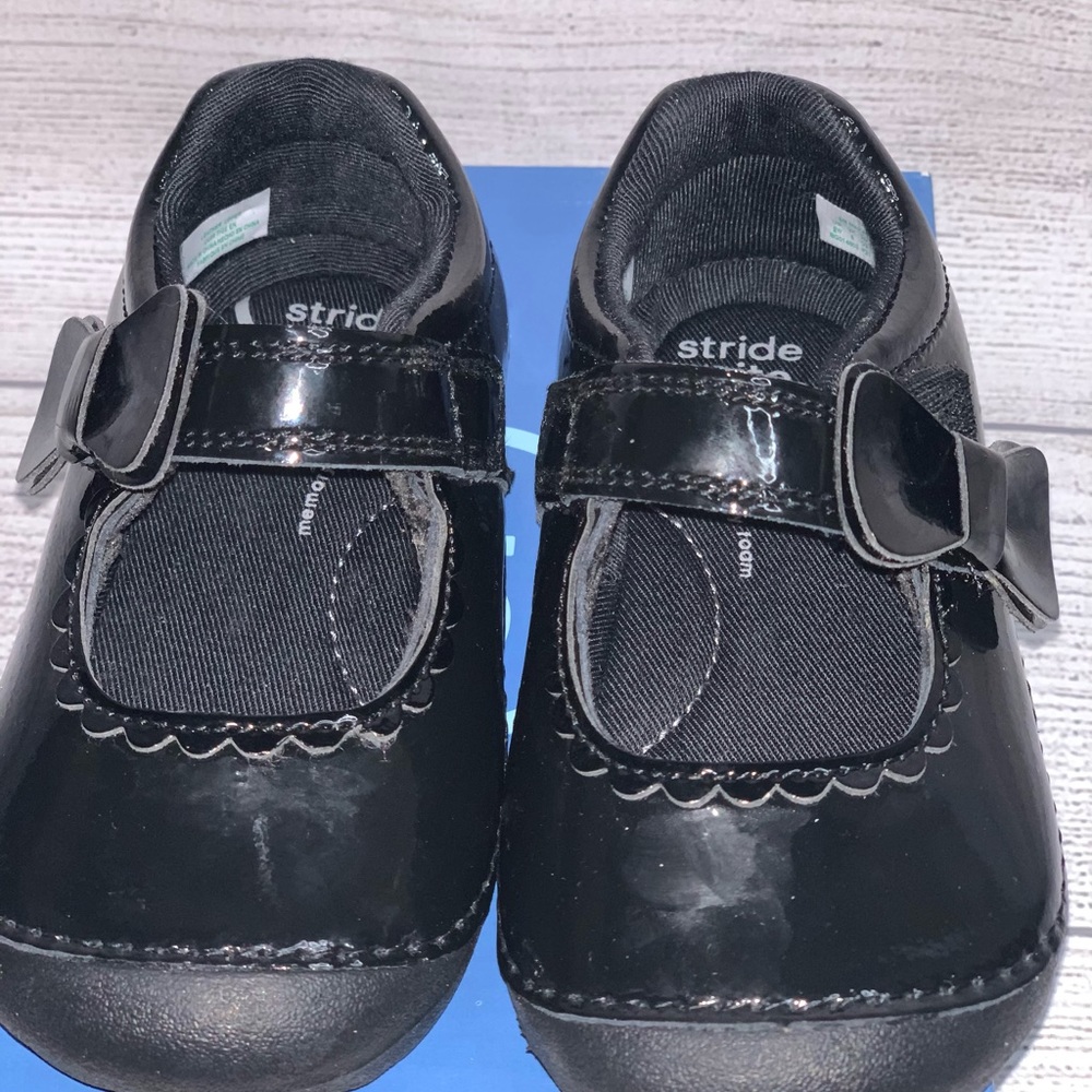Stride Rite - Picture 3 of 3